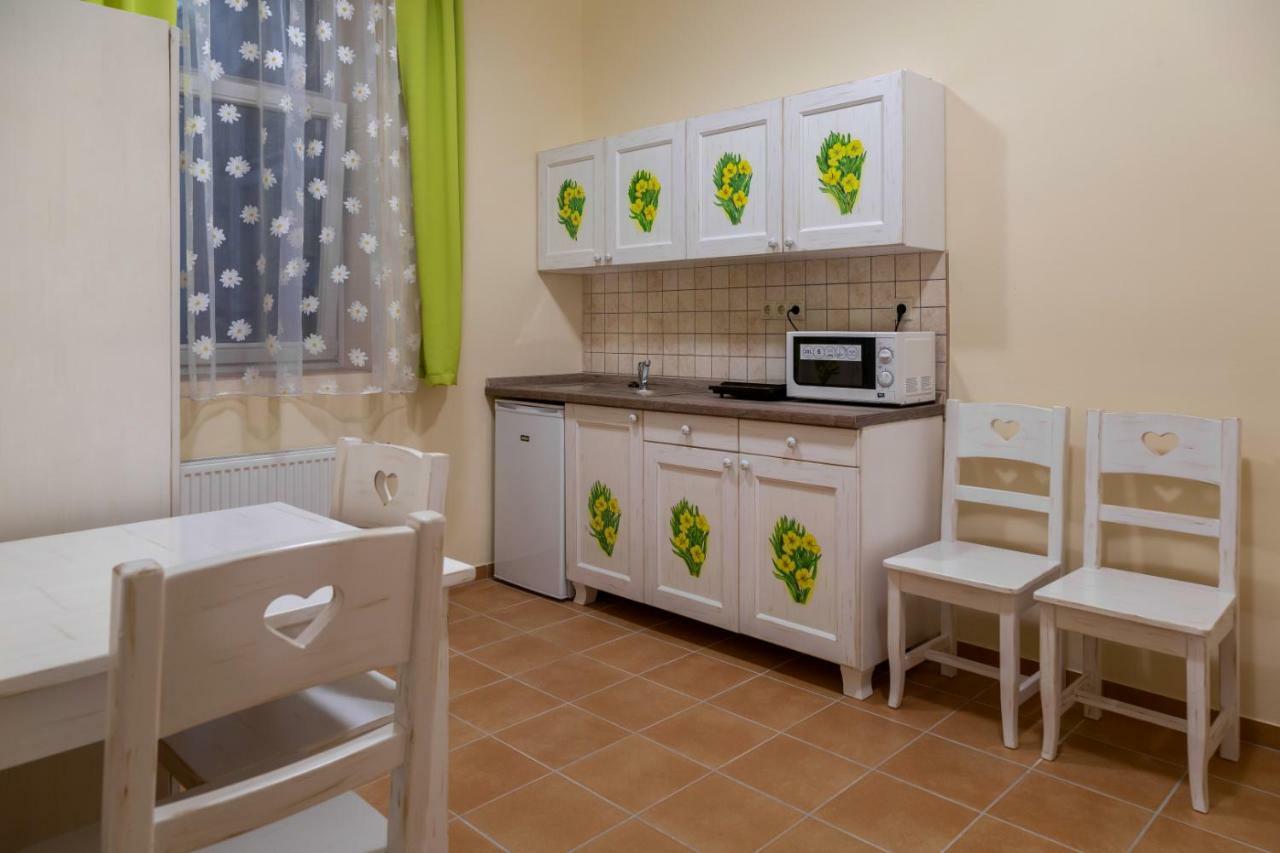 Balzsam Apartmanhaz Harkany Exterior photo