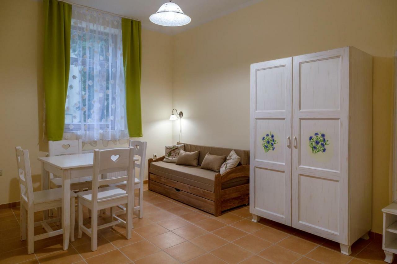 Balzsam Apartmanhaz Harkany Exterior photo