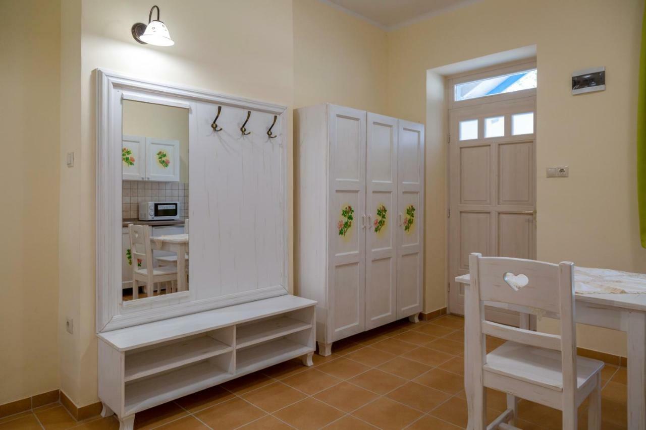 Balzsam Apartmanhaz Harkany Exterior photo