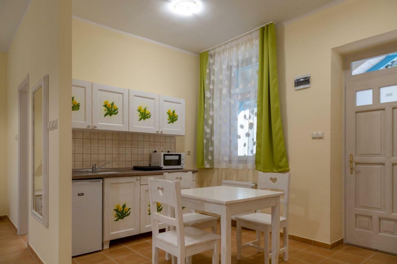 Balzsam Apartmanhaz Harkany Exterior photo