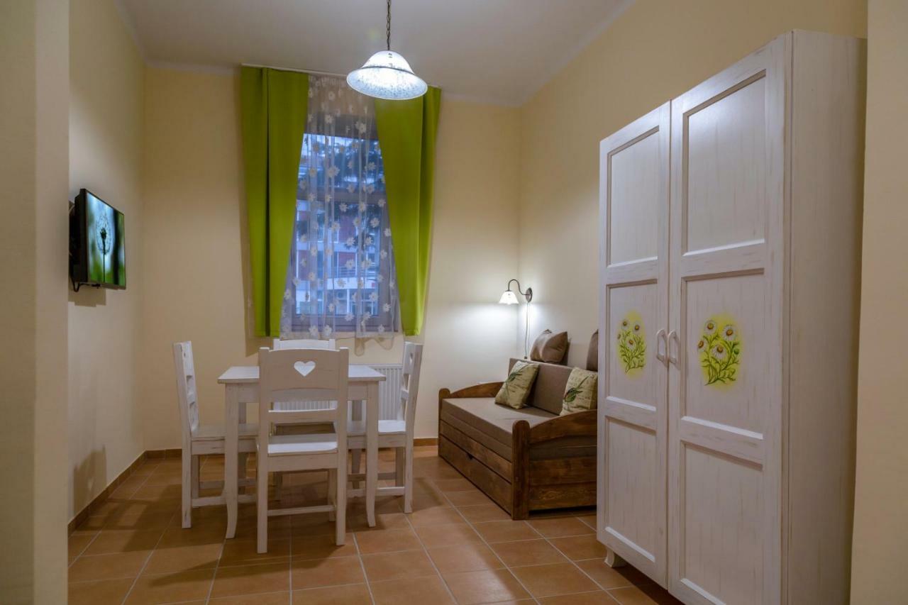 Balzsam Apartmanhaz Harkany Exterior photo